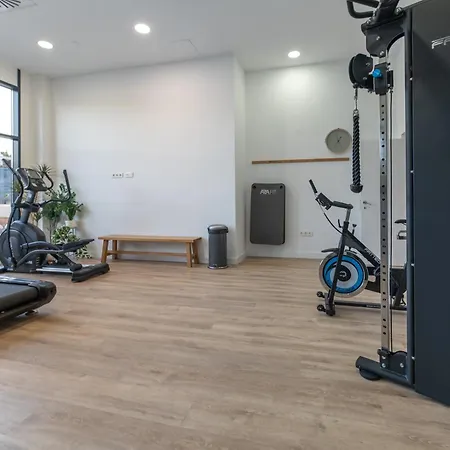 Xpce Urban 16 Skyline - Parking Free Apartment *